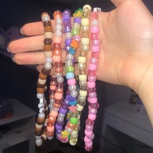 6 different necklaces